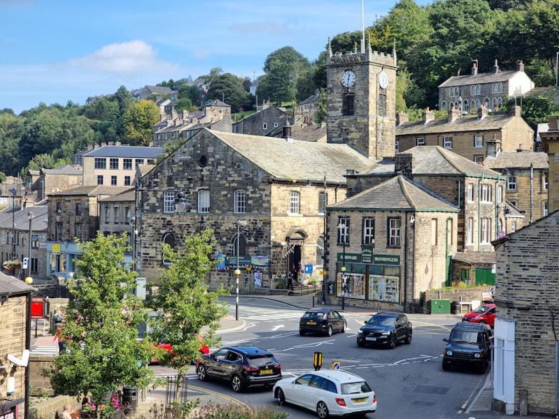 The Old Wash Kitchen - Charming Character Cottage In Holmfirth, Yorkshire Exterior photo