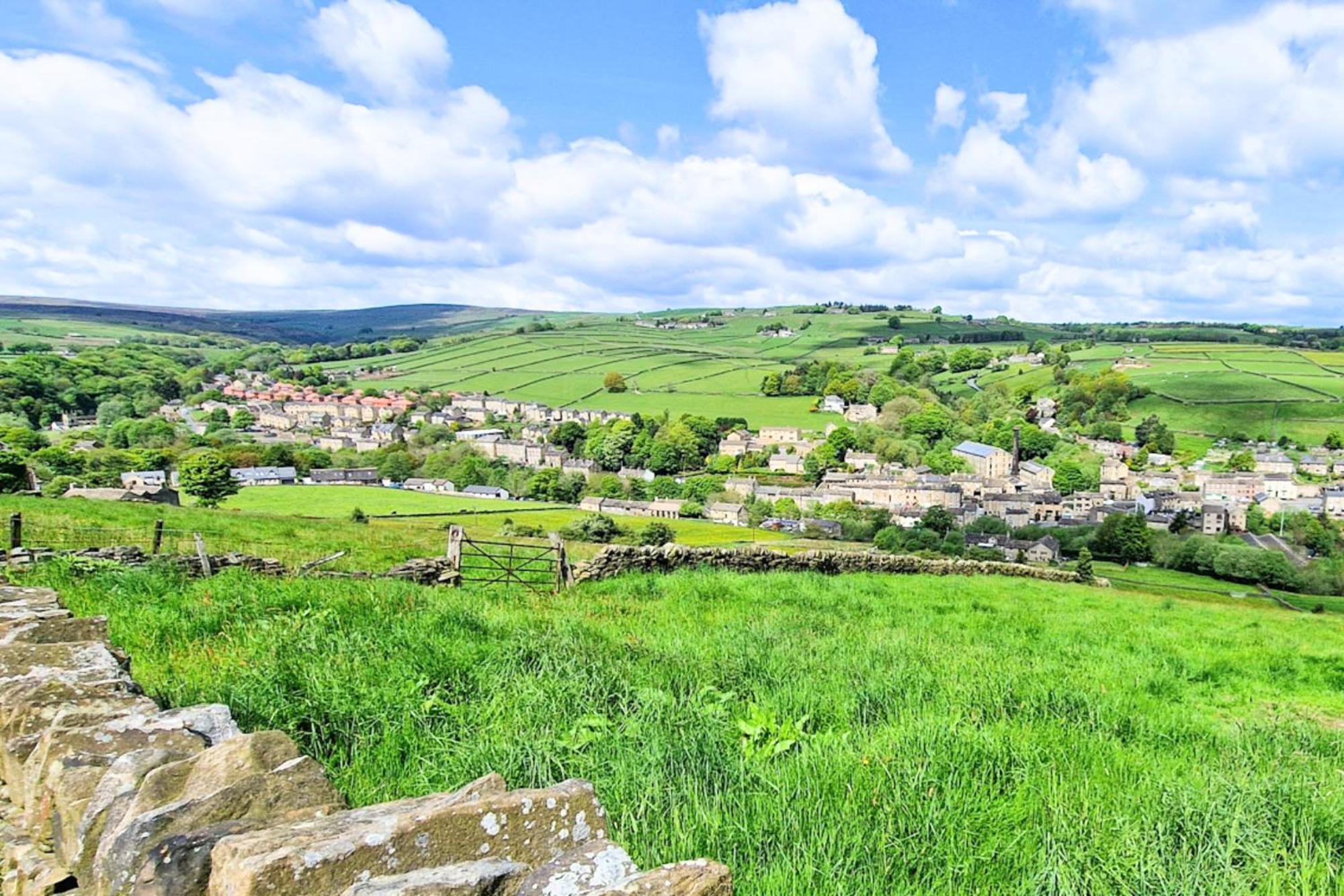 The Old Wash Kitchen - Charming Character Cottage In Holmfirth, Yorkshire Exterior photo